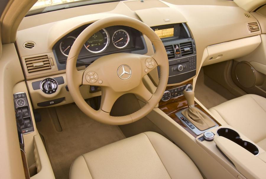  Mercedes-Benz C-Class 2007 года  (US) (фото 49 из 63)